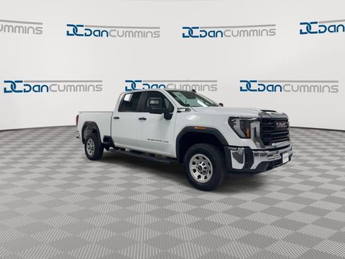 Used 2024 GMC Sierra 2500 Pro w/ Convenience Package AWD/4WD image 2