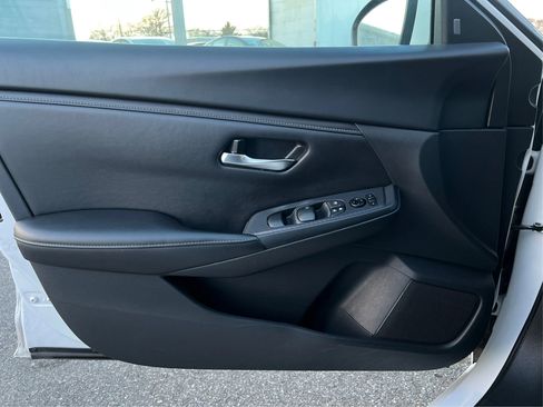 Used 2023 Nissan Sentra SV image 22