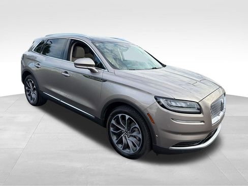 Used 2021 Lincoln Nautilus Reserve w/ Equipment Group 201A AWD/4WD image 7
