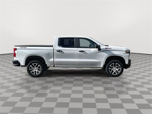 Used 2020 Chevrolet Silverado 1500 LT Trail Boss image 9