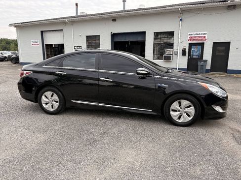 Used 2014 Hyundai Sonata Hybrid FWD image 7