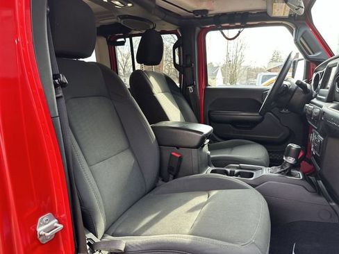 Used 2020 Jeep Wrangler Unlimited Willys image 26