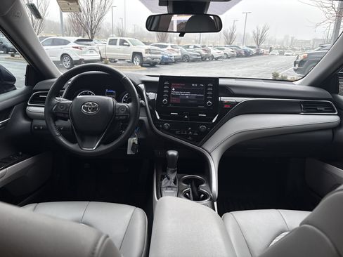 Used 2023 Toyota Camry SE image 28