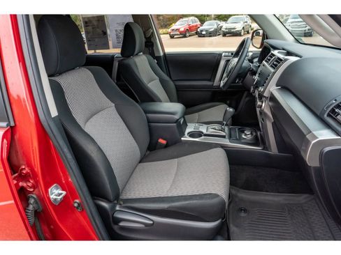 Used 2022 Toyota 4Runner SR5 image 18