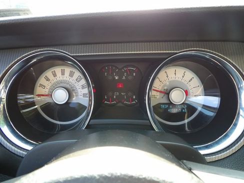 Used 2011 Ford Mustang GT Premium w/ Electronics Pkg RWD image 20
