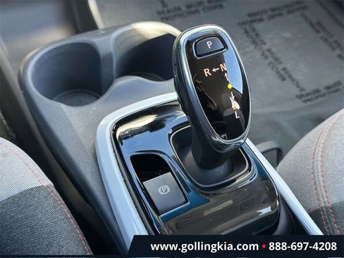 Used 2018 Chevrolet Bolt LT image 27