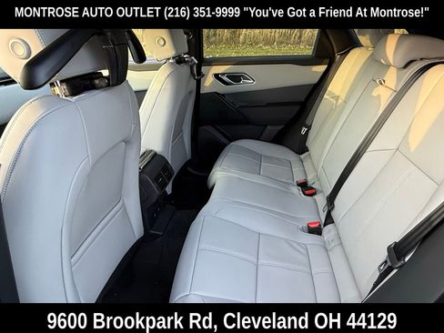 New 2026 Land Rover Range Rover Velar Dynamic SE image 13