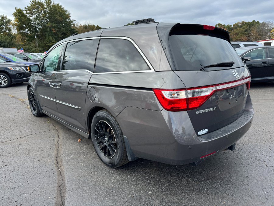 Used 2013 Honda Odyssey Touring Elite image 3
