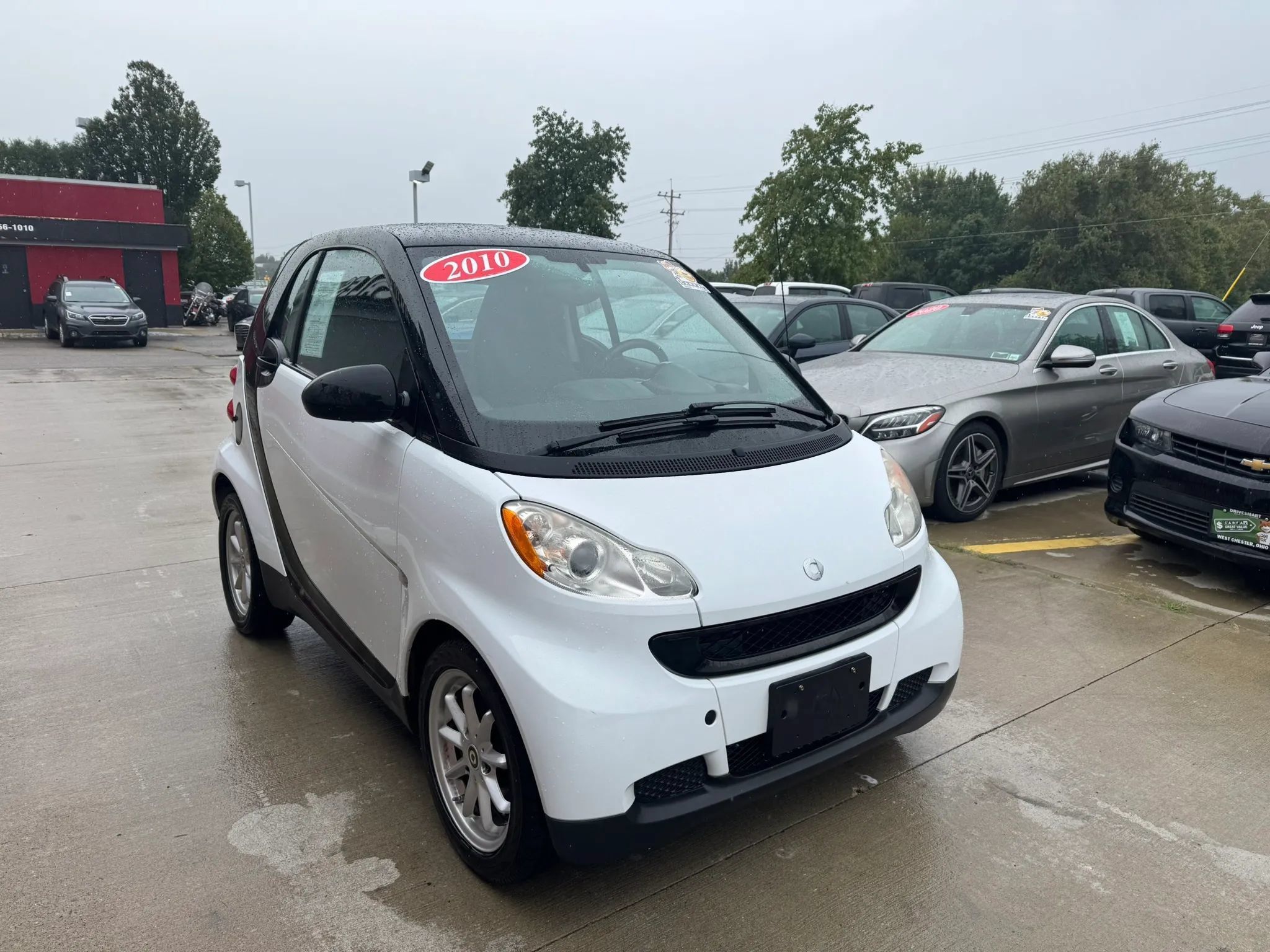 Used 2010 smart fortwo pure RWD image 3