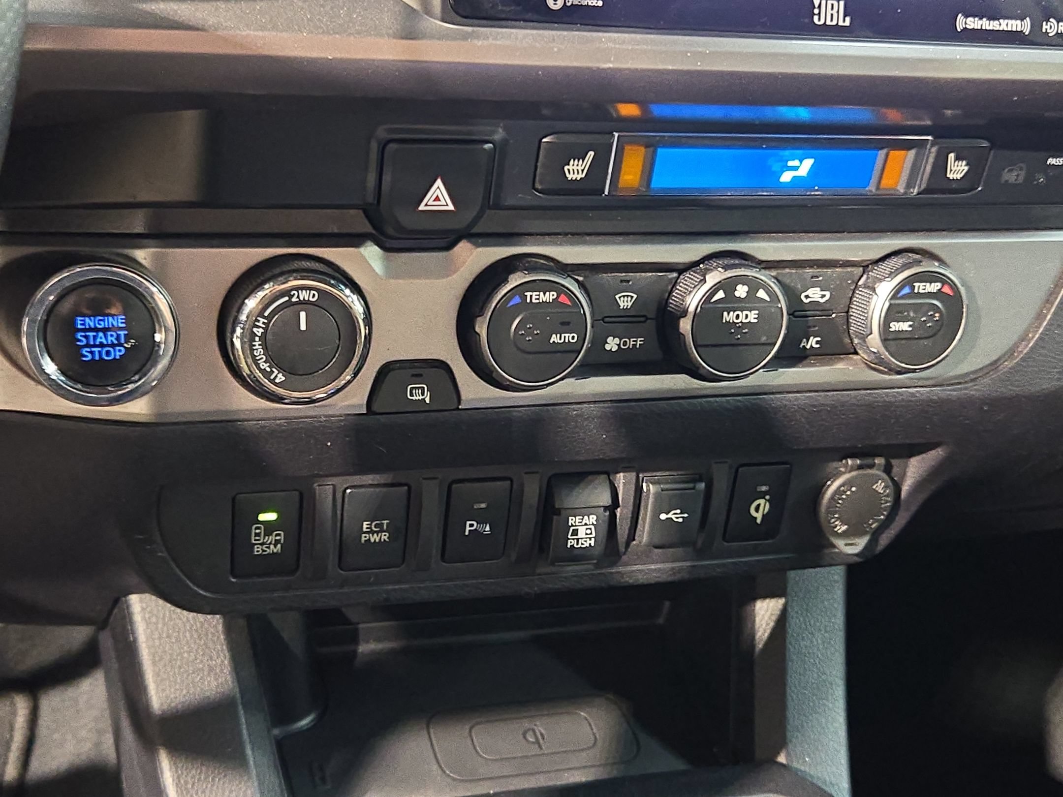 Used 2021 Toyota Tacoma Limited w/ Nightshade Package AWD/4WD image 33