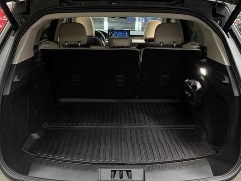 Used 2025 Lincoln Corsair AWD w/ Equipment Group 101A image 25