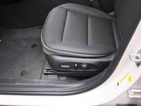 New 2026 Chevrolet Trax ACTIV w/ Driver Confidence Package image 27