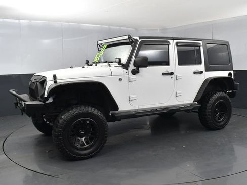 Used 2013 Jeep Wrangler Unlimited Sport AWD/4WD image 5