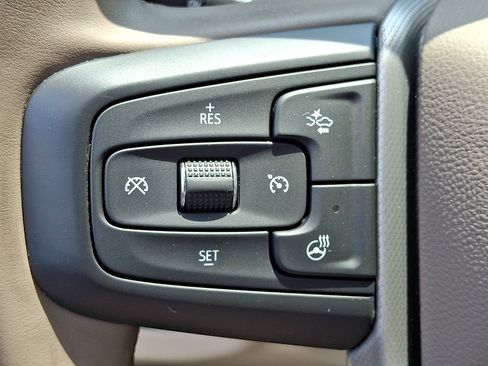 Used 2023 GMC Yukon Denali w/ LPO, Floor Liner Package AWD/4WD image 24