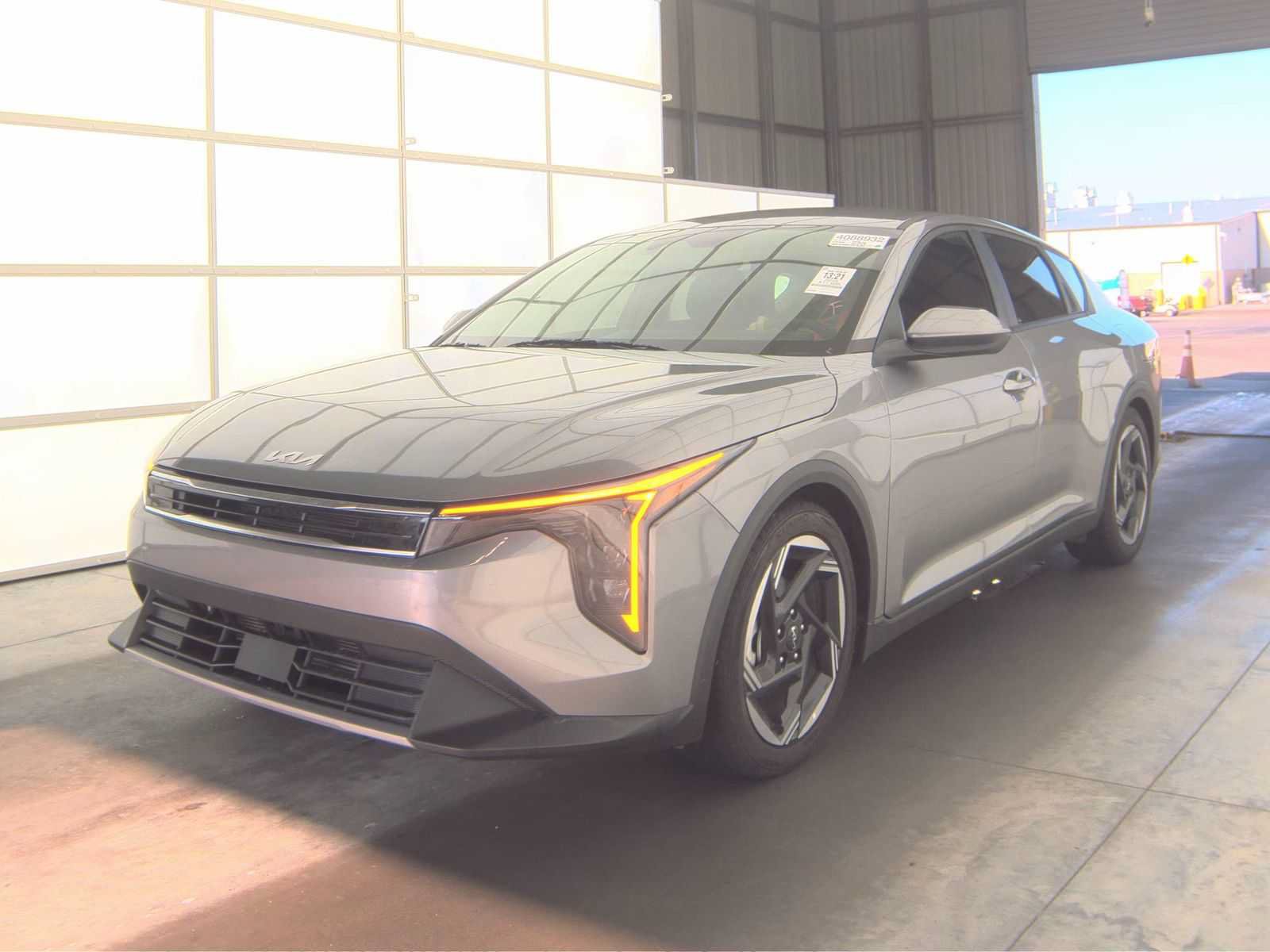 Used 2025 Kia K4 EX FWD image 3