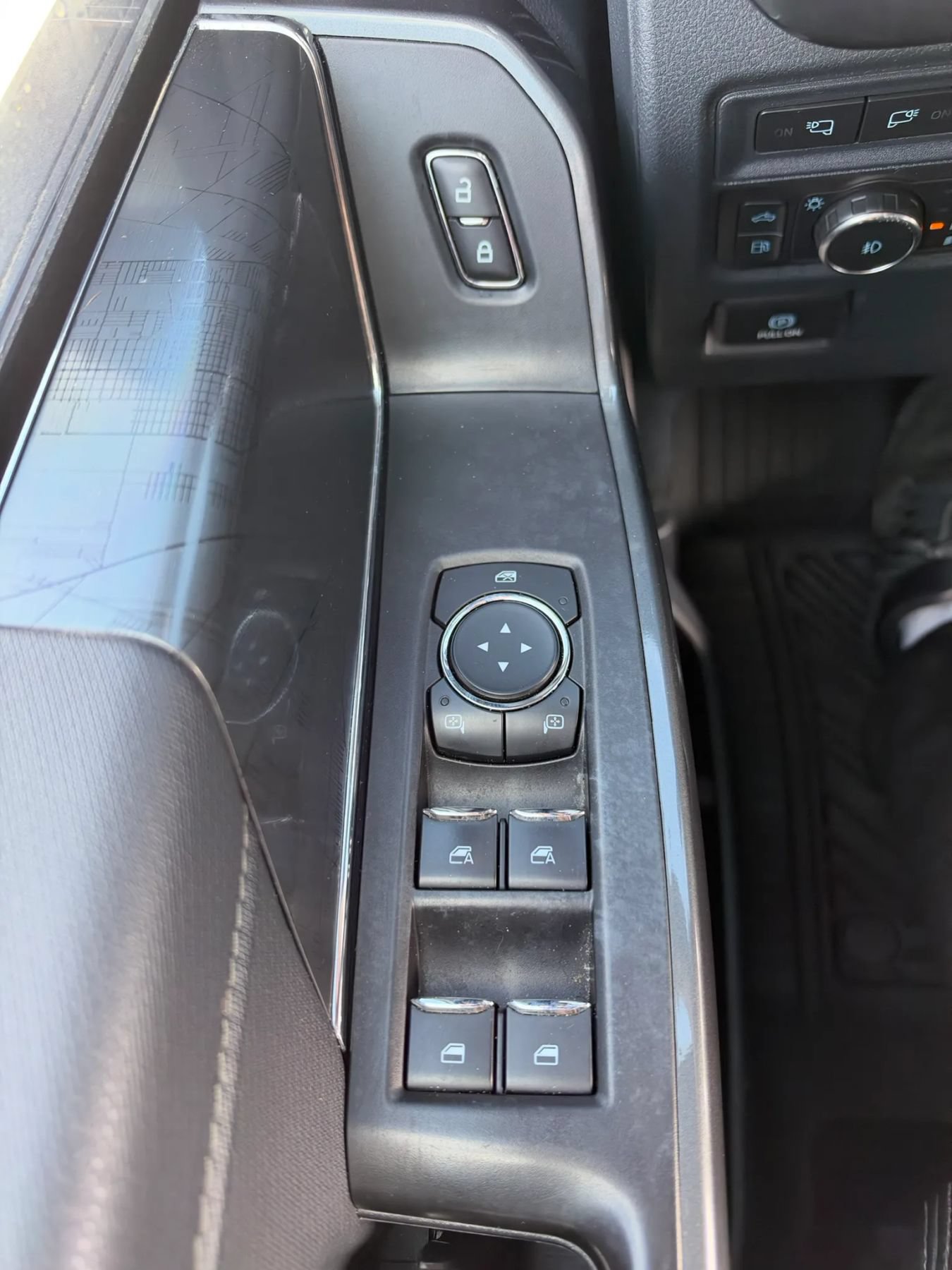 Used 2022 Ford F150 XLT w/ Equipment Group 302A High AWD/4WD image 18
