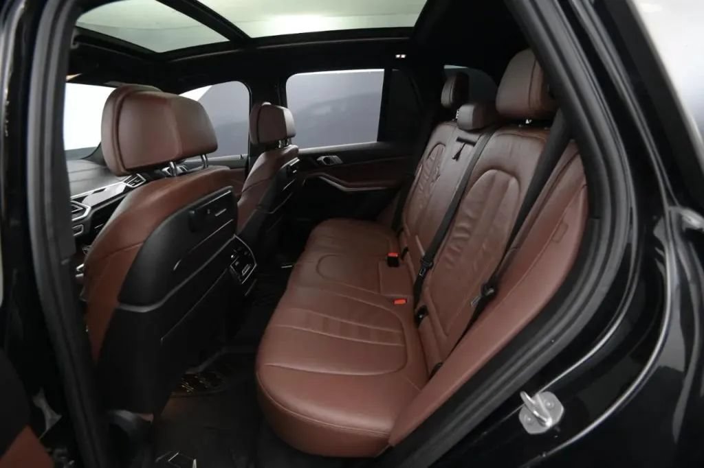 Used 2020 BMW X5 xDrive40i w/ M Sport Package AWD/4WD image 41