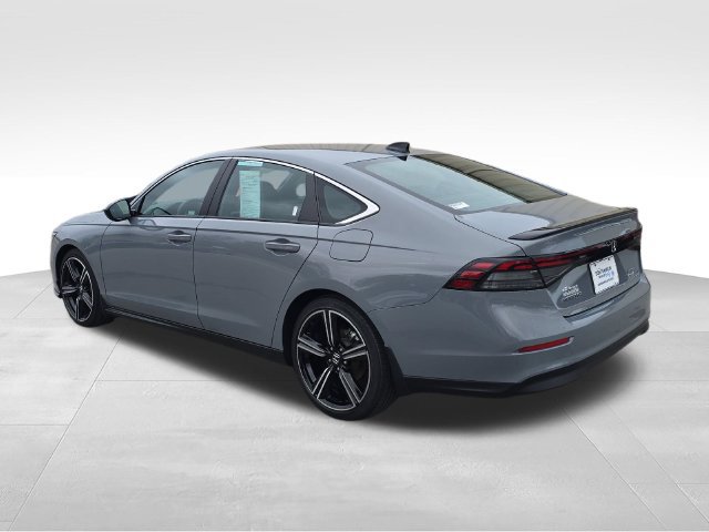 Used 2024 Honda Accord Sport image 3