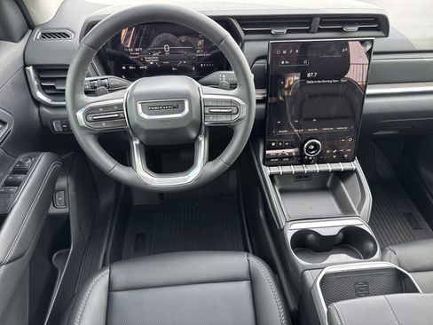 New 2026 GMC Terrain Denali w/ LPO, Floor Liner Package image 18