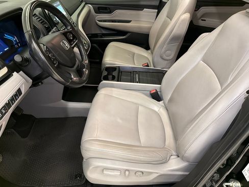 Used 2019 Honda Odyssey Touring image 18