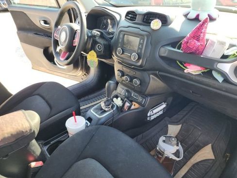 Used 2019 Jeep Renegade Sport AWD/4WD image 38