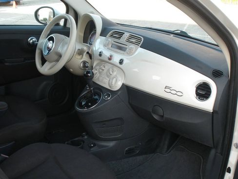 Used 2015 FIAT 500 Pop FWD image 29