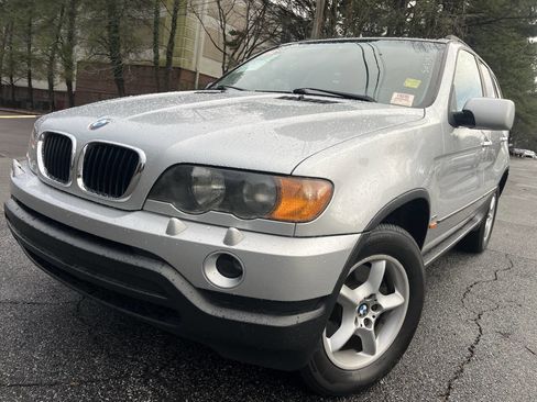 Used 2002 BMW X5 3.0i image 1