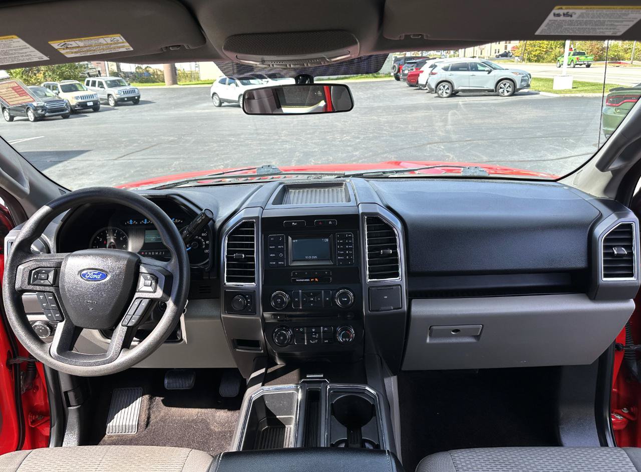 Used 2016 Ford F150 XLT AWD/4WD image 41