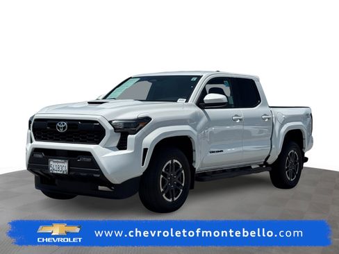Used 2024 Toyota Tacoma TRD Sport RWD image 1