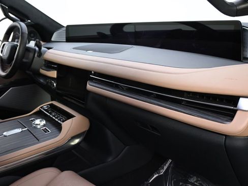 New 2026 Lincoln Navigator L Black Label image 15