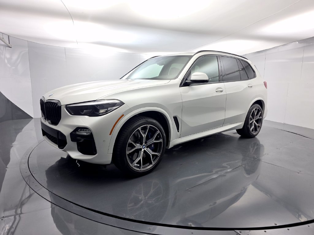 Used 2021 BMW X5 M50i w/ Premium Package AWD/4WD image 8