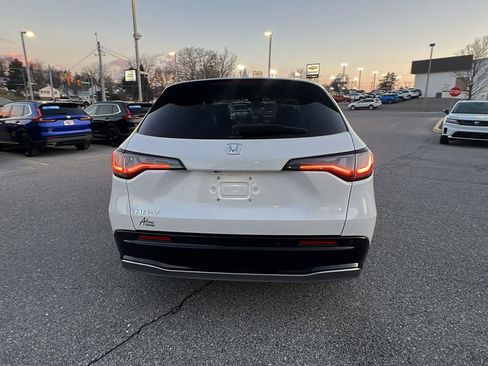 Used 2024 Honda HR-V EX-L image 5