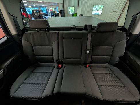 Used 2015 Chevrolet Silverado 1500 LT AWD/4WD image 36