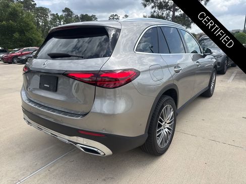 Used 2024 Mercedes-Benz GLC 300 image 4