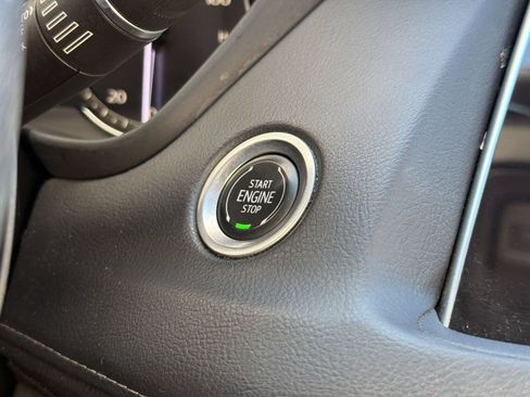 Certified 2023 Cadillac XT4 Premium Luxury FWD image 15