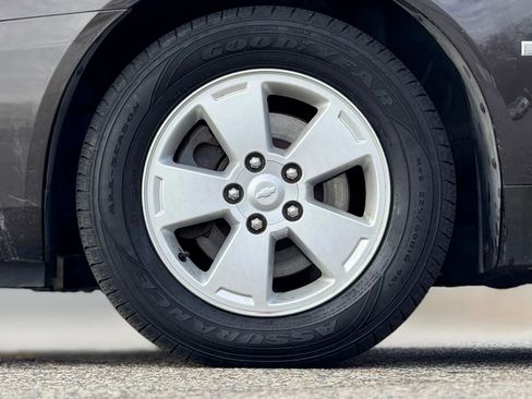 Used 2009 Chevrolet Impala LT image 23