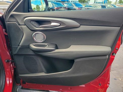 Used 2024 Alfa Romeo Tonale Ti image 25