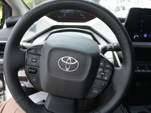 Certified 2024 Toyota Prius XLE FWD image 12