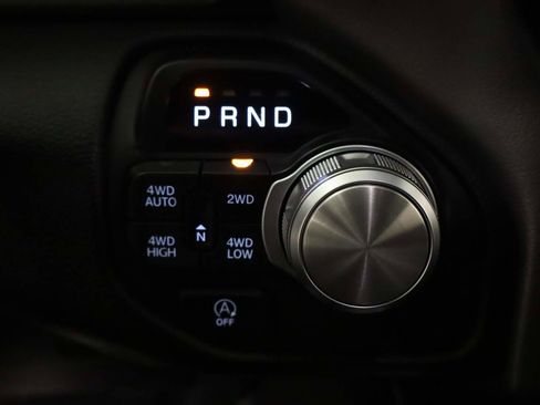 Used 2026 RAM 1500 Laramie AWD/4WD image 9