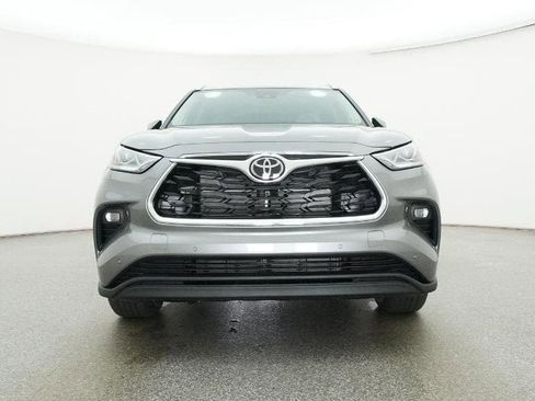 New 2026 Toyota Highlander Limited image 31