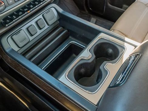 Used 2019 GMC Sierra 2500 Denali w/ Duramax Plus Package image 30