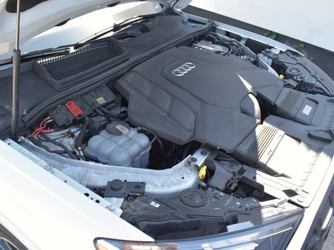 Used 2020 Audi Q7 3.0T Premium Plus w/ Premium Plus Package AWD/4WD image 33