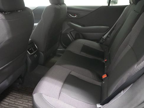 Used 2025 Subaru Outback Premium image 28