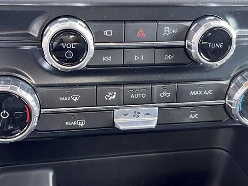 New 2025 Ford F150 XLT w/ Equipment Group 301A Standard AWD/4WD image 19