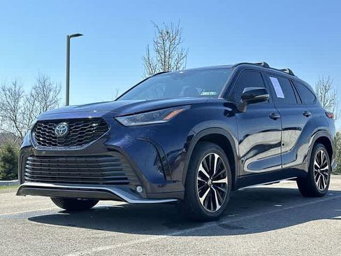 Used 2022 Toyota Highlander XSE AWD/4WD image 19