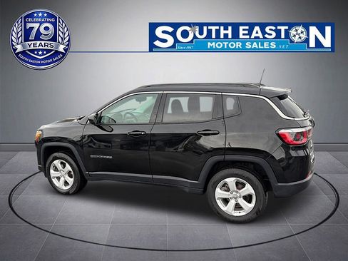 Used 2020 Jeep Compass Latitude w/ Cold Weather Group AWD/4WD image 8