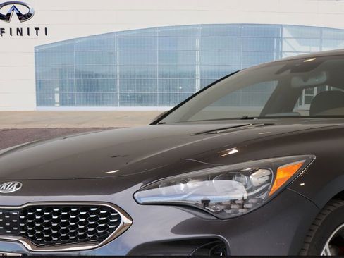 Used 2020 Kia Stinger GT1 image 11
