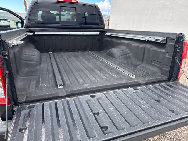 Used 2012 Nissan Frontier PRO-4X AWD/4WD image 25
