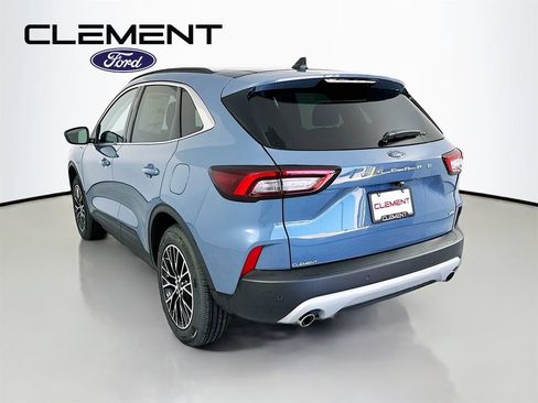 New 2025 Ford Escape SE FWD image 8