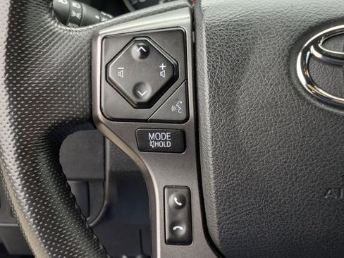 Used 2023 Toyota Tacoma TRD Off-Road image 21